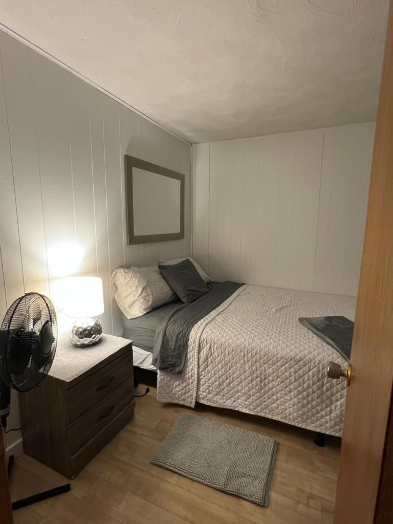 Cozy Chalet Near The Beach Shediac Exteriér fotografie